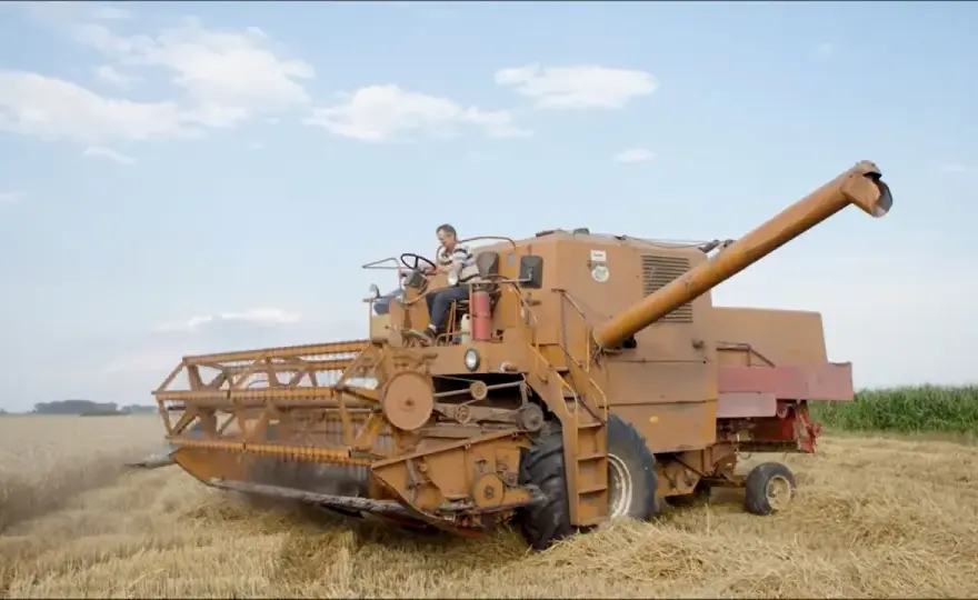 Bizon Z056 - ile naprawdę kosi i ile pali?